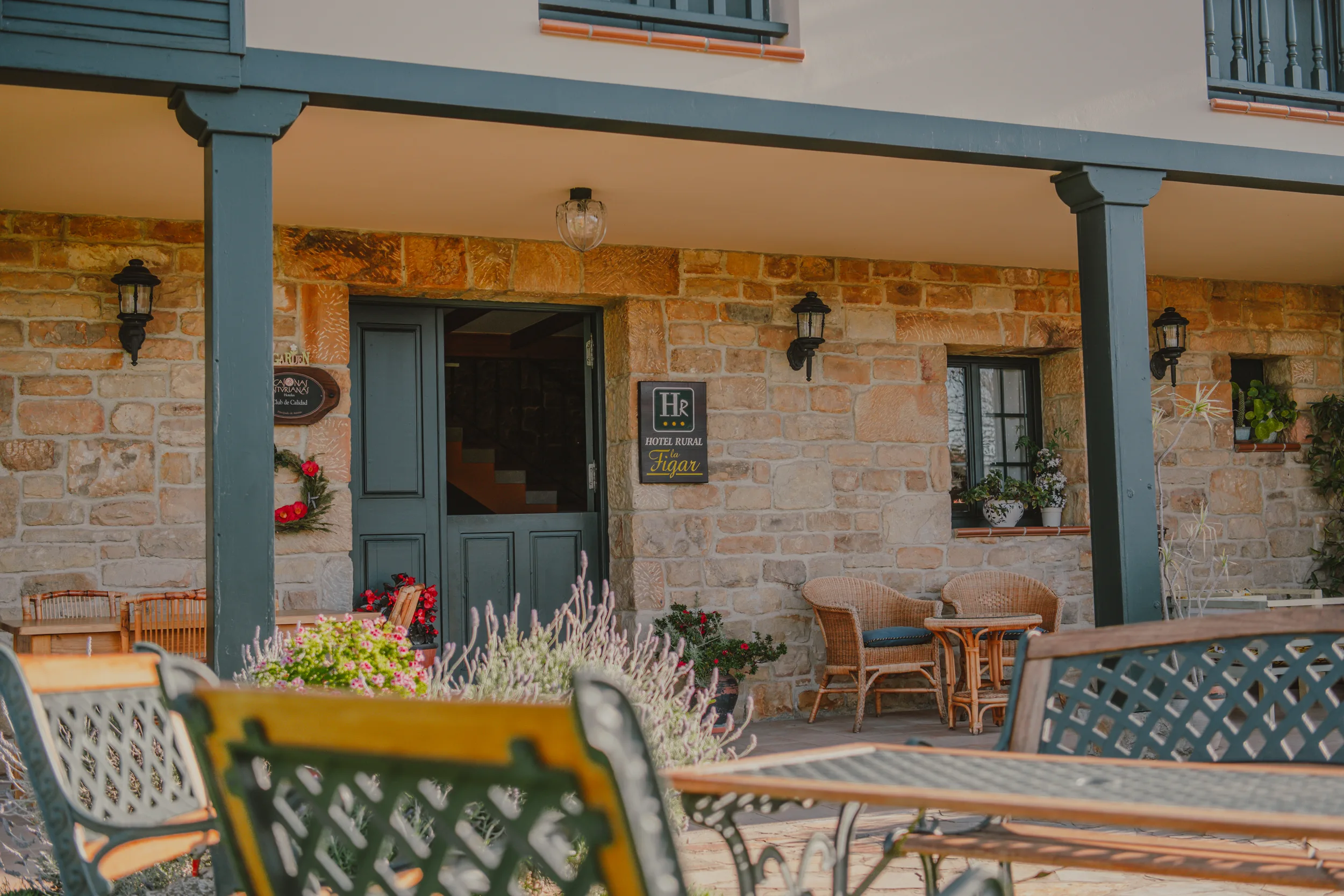 Porche Hotel La Figar